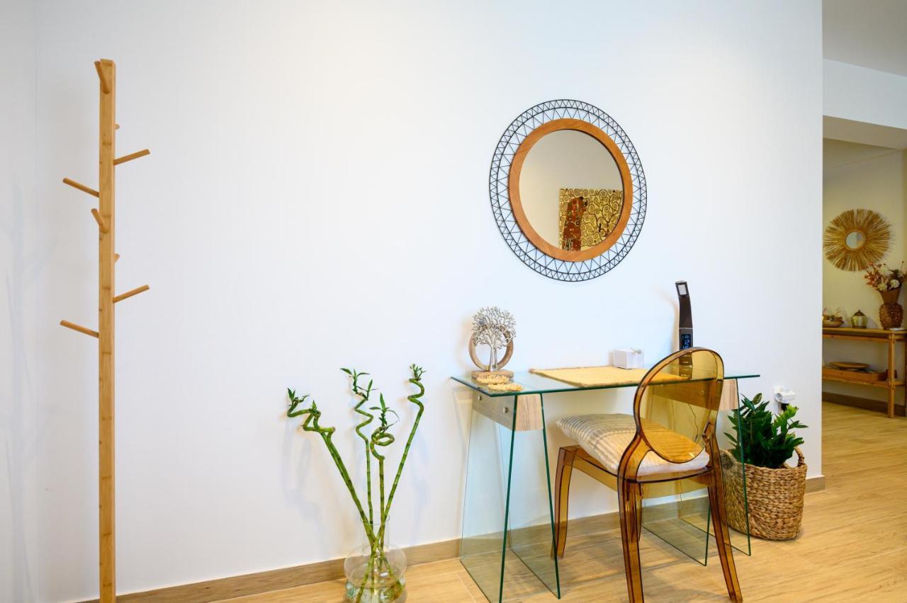 קלמאטה Chic Apartment In Nature, 5-Min Walk To The Beach מראה חיצוני תמונה