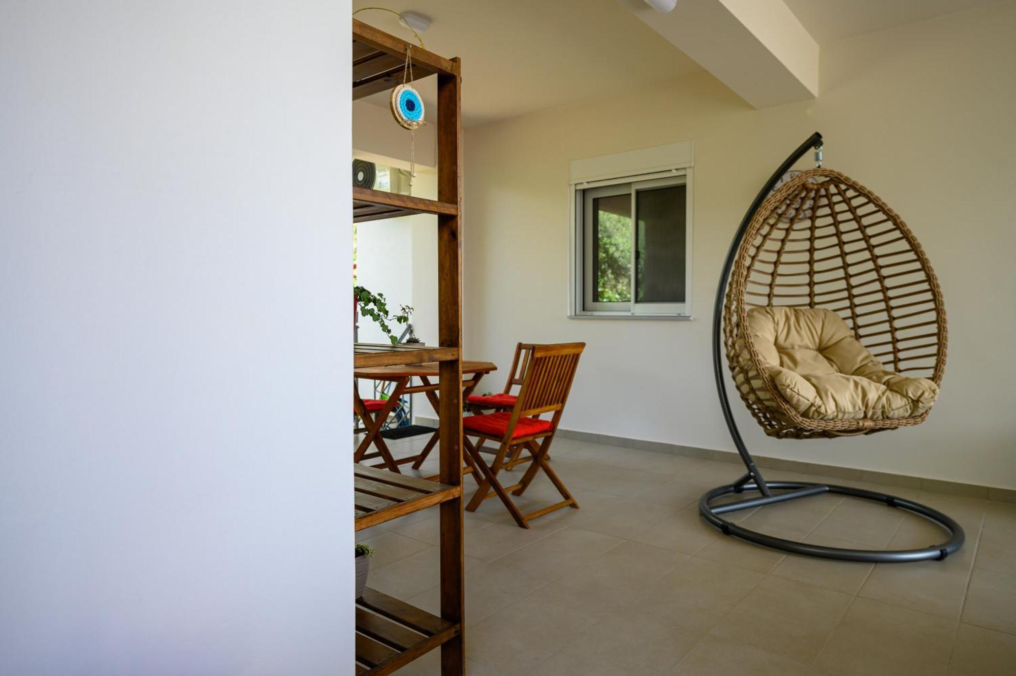 קלמאטה Chic Apartment In Nature, 5-Min Walk To The Beach מראה חיצוני תמונה