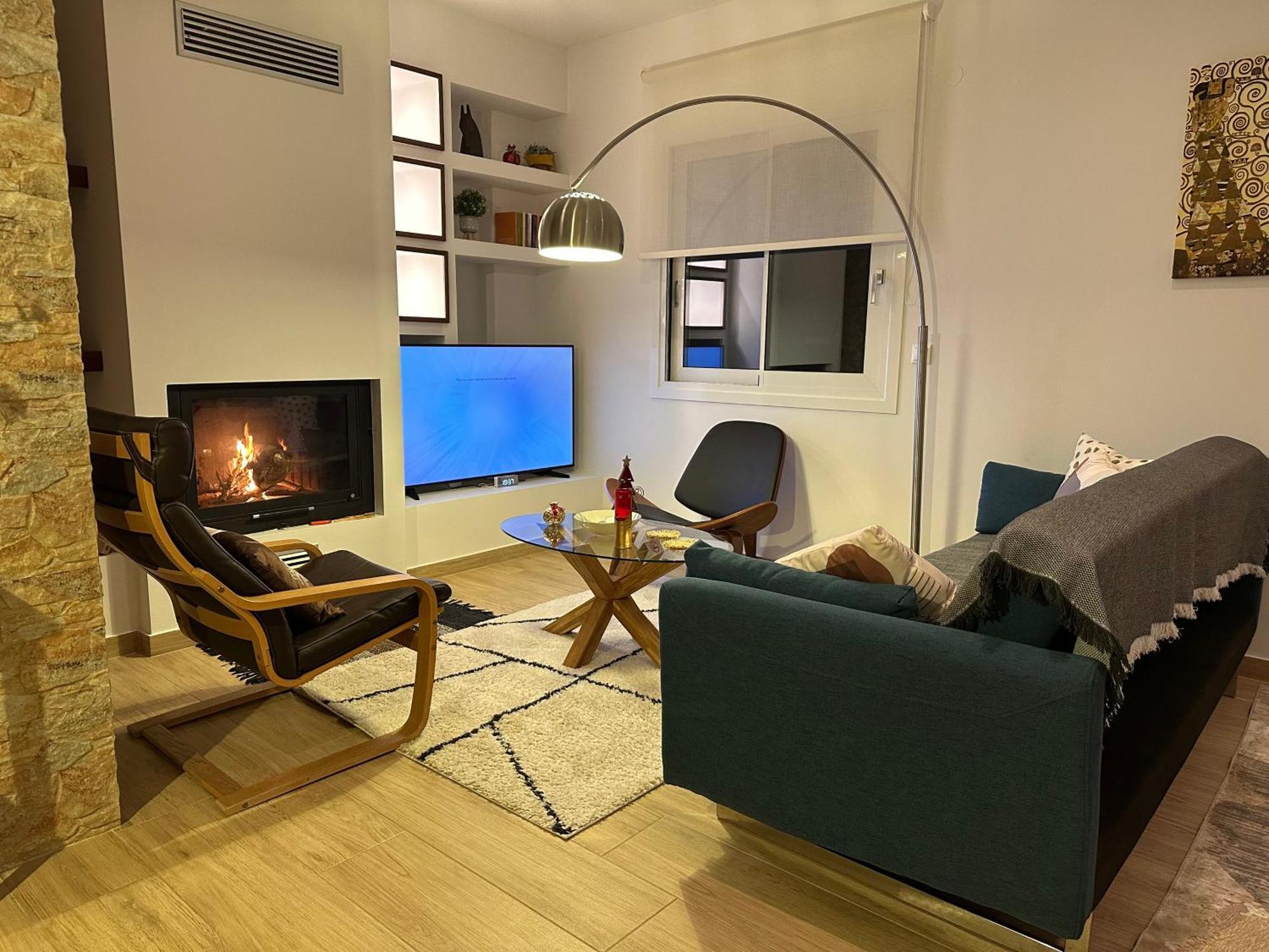קלמאטה Chic Apartment In Nature, 5-Min Walk To The Beach מראה חיצוני תמונה